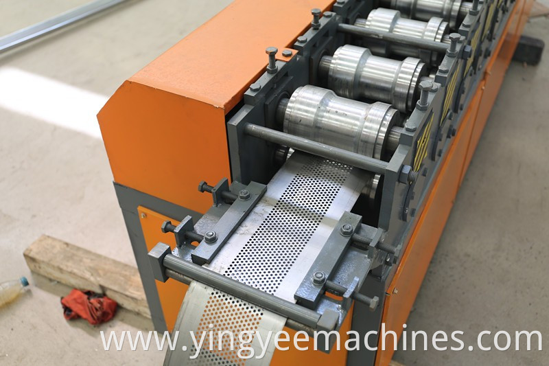 roller shutter door machine